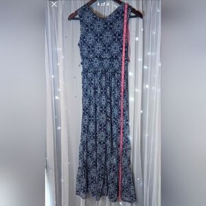 5/$25 Xtraordinary Blue Multi Girls Dress Size 14
